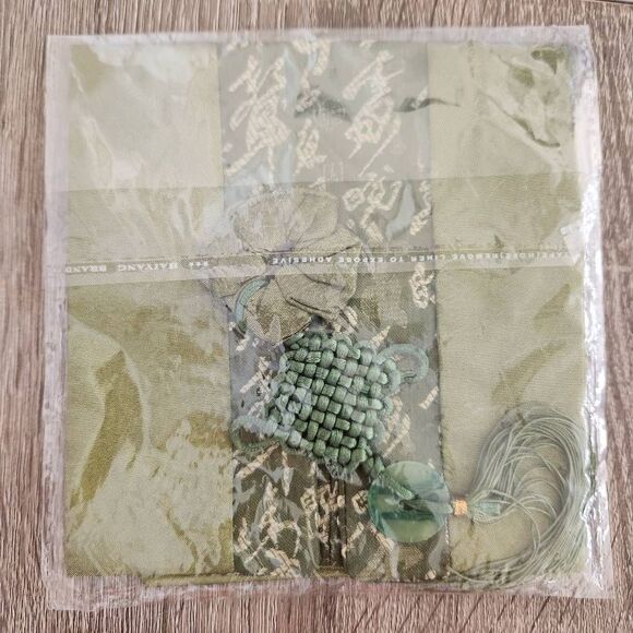 Chinese bags Metallic orange bronze and green NWT - Picture 2 of 5